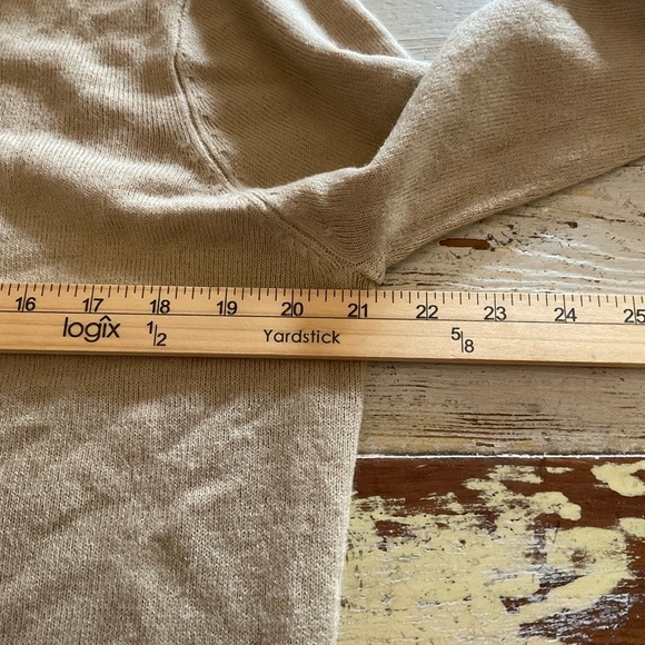 Elisabeth Williams Sweater Large Tan Acrylic - Picture 5 of 7